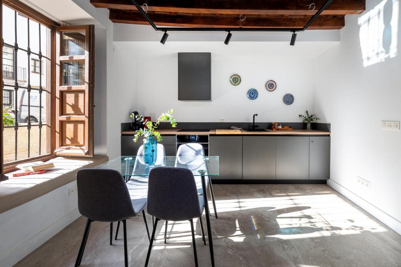 Apartamentos Realejo - Diseno, Confort Y Encanto En El Centro Historico De Granada Luaran gambar
