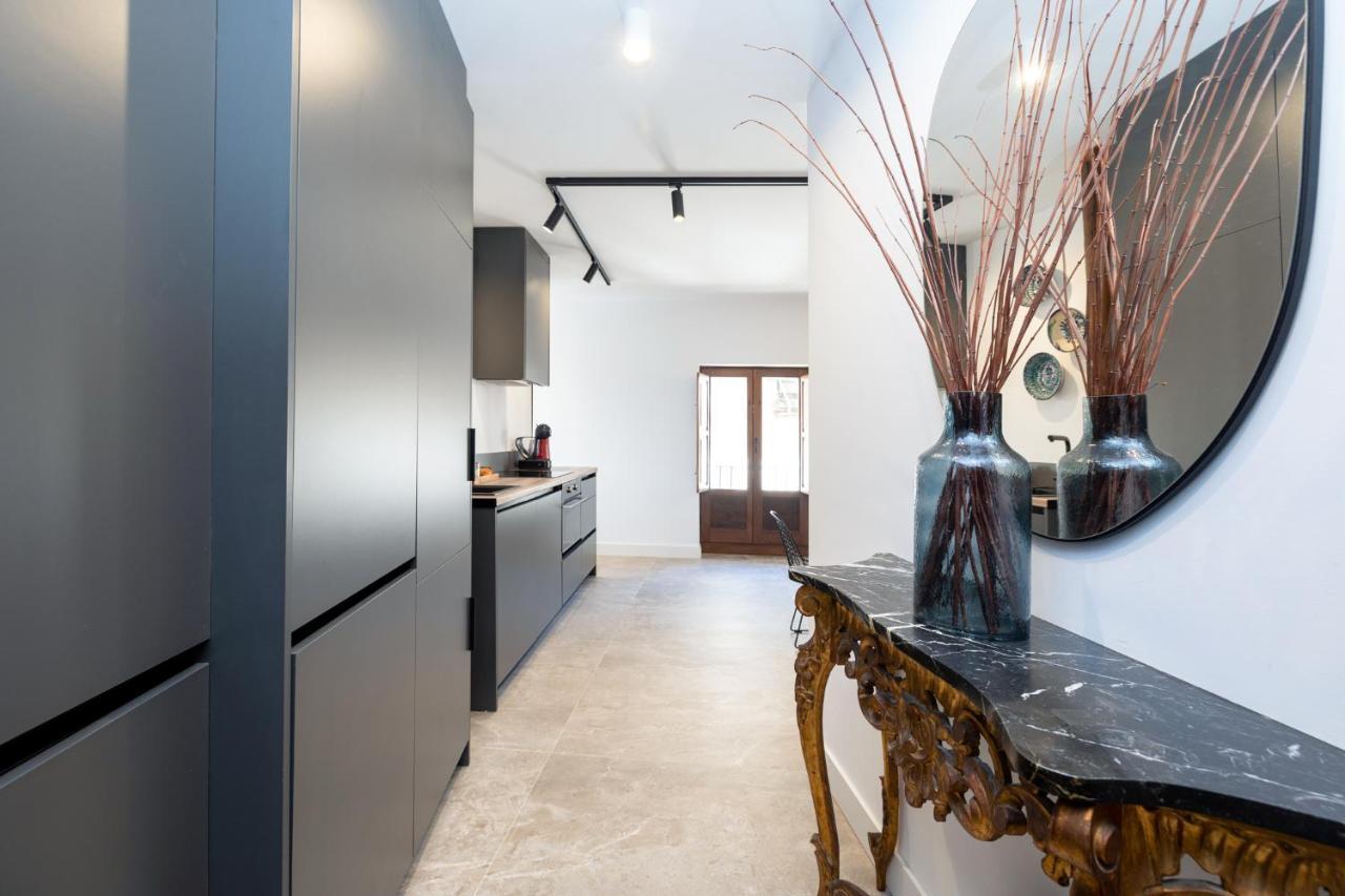 Apartamentos Realejo - Diseno, Confort Y Encanto En El Centro Historico De Granada Luaran gambar