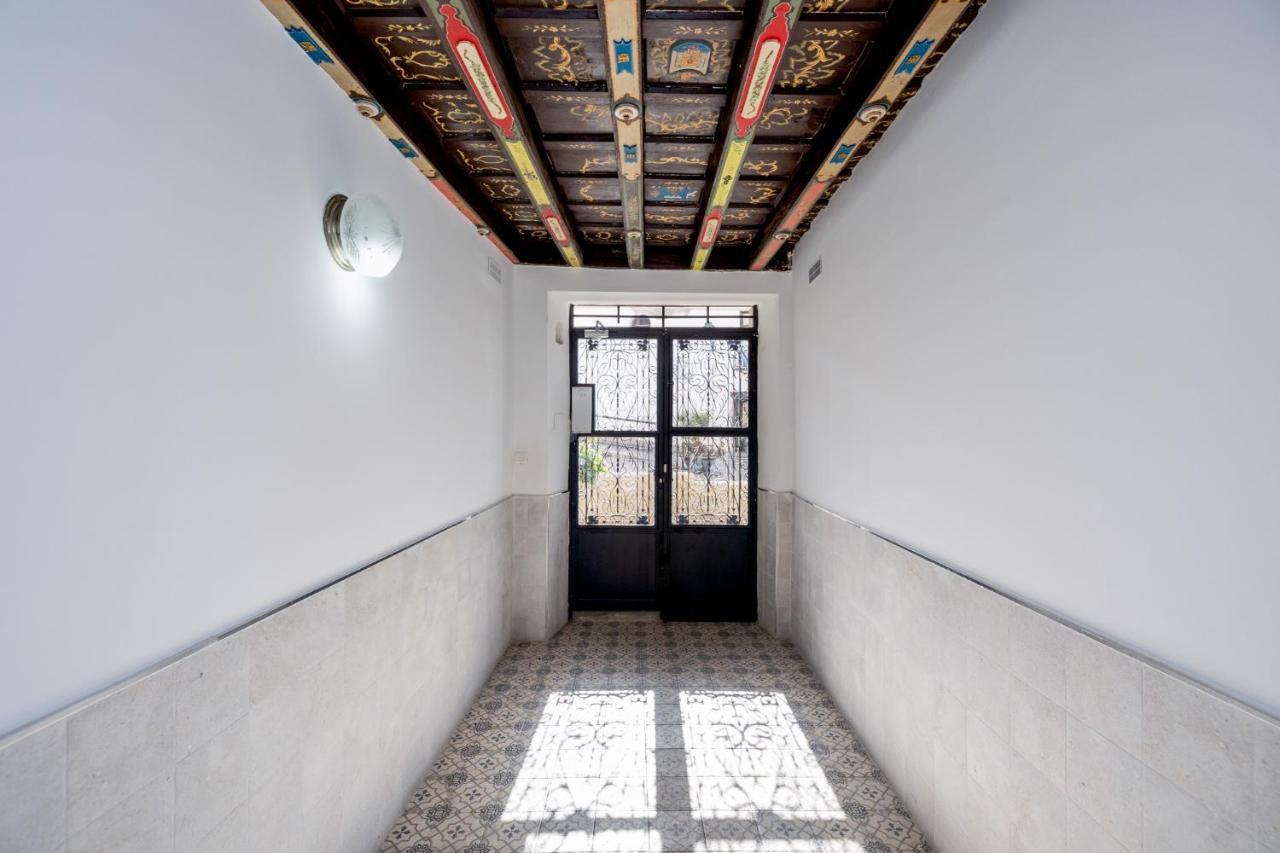Apartamentos Realejo - Diseno, Confort Y Encanto En El Centro Historico De Granada Luaran gambar